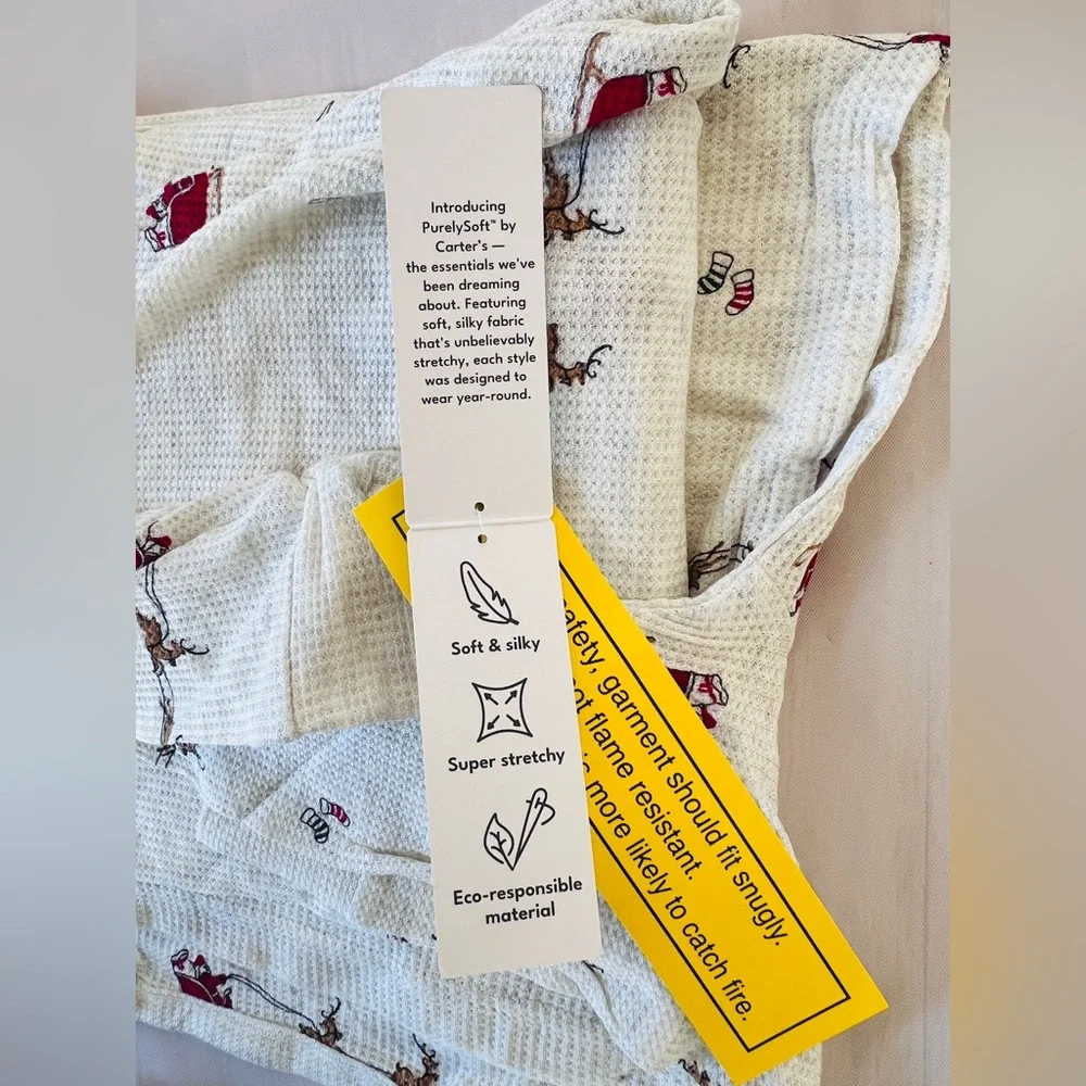 Kids Long Sleeve Pajama Set Cream with Red Sleigh Print size 10